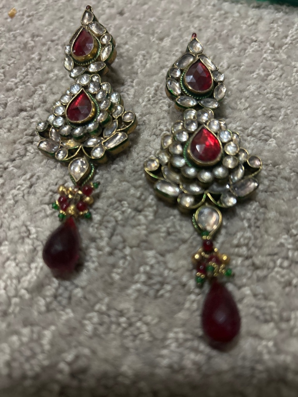 Extremely beautiful Indian Pakistani jewelry earrings